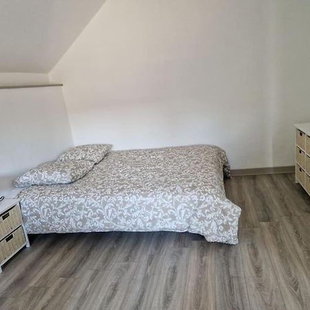 Thésée Appartement Au Milieu Des Vignes מראה חיצוני תמונה